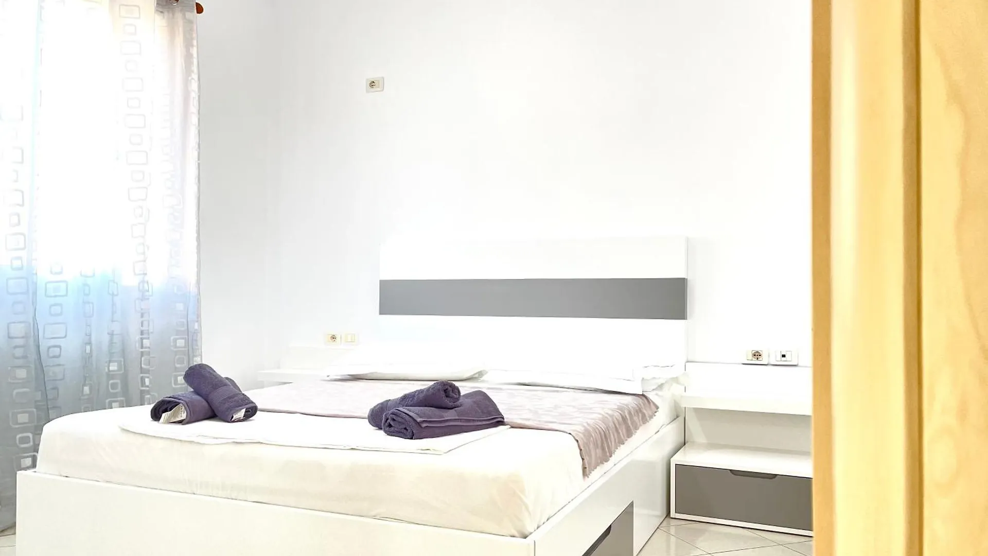 Ernest Apartments Sarande