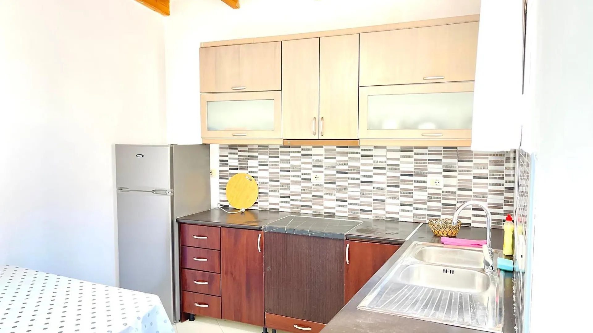 Ernest Apartments Sarande 0*,