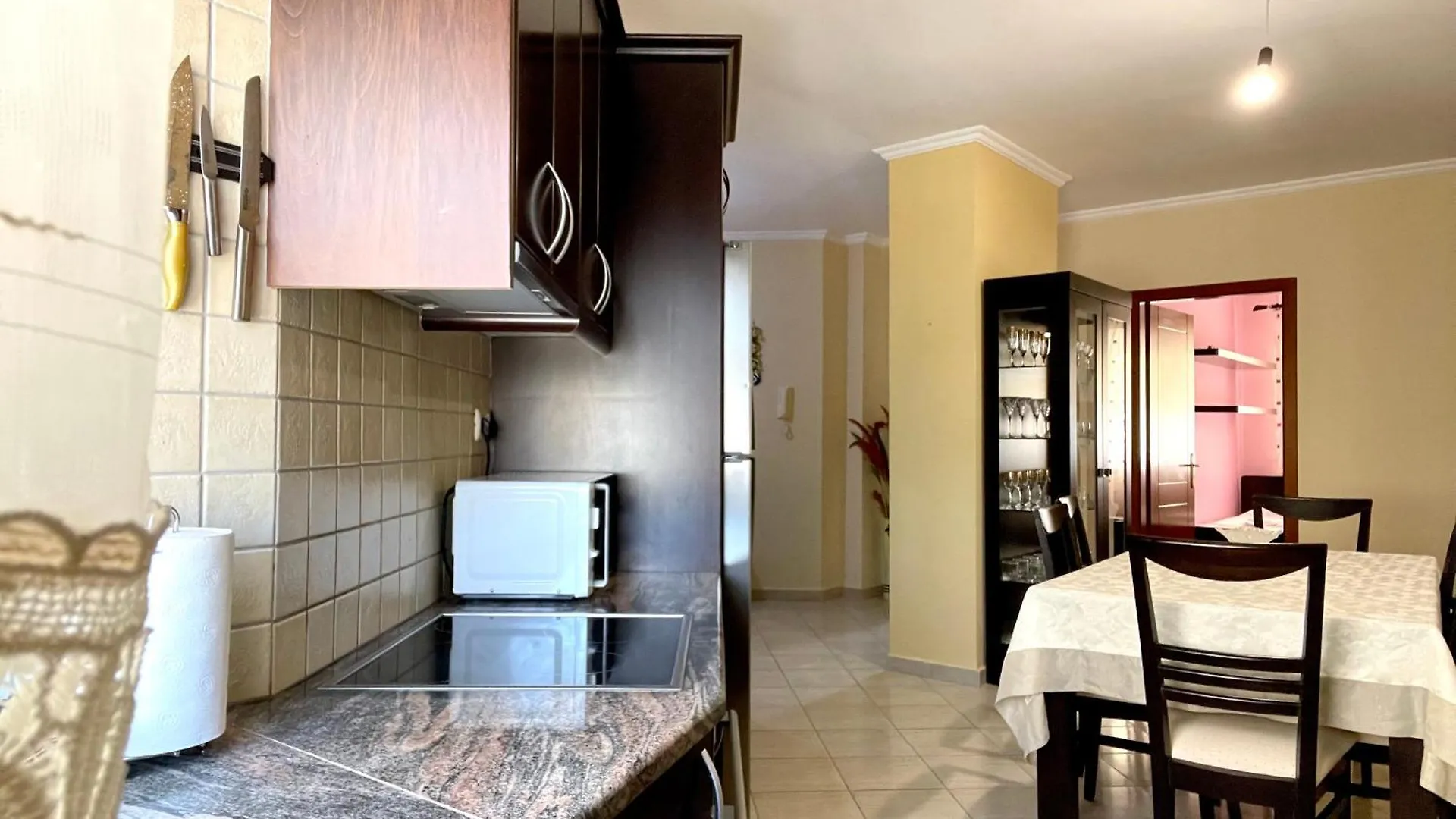 Ernest Apartments Sarande