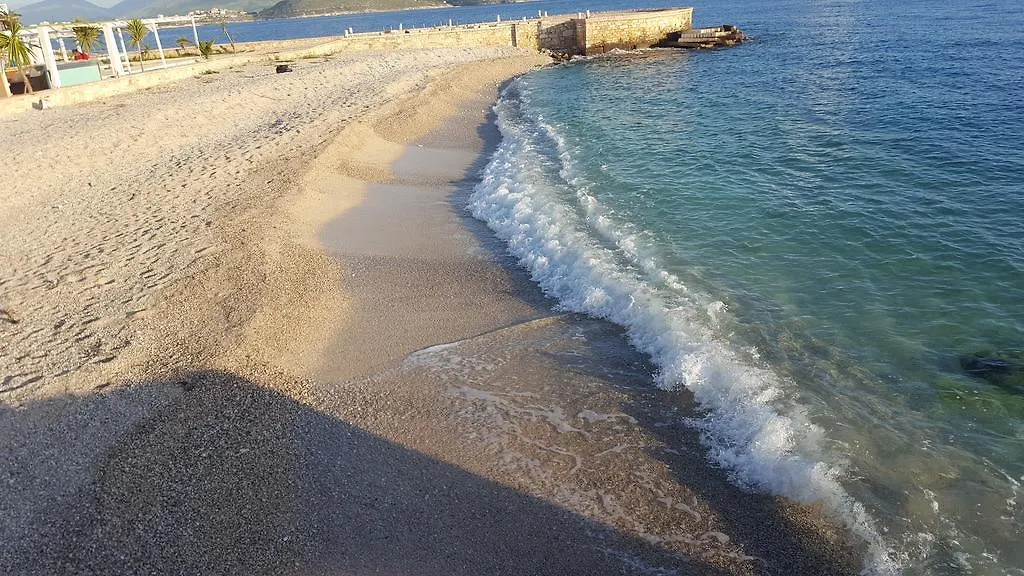 Ernest Apartments Sarande