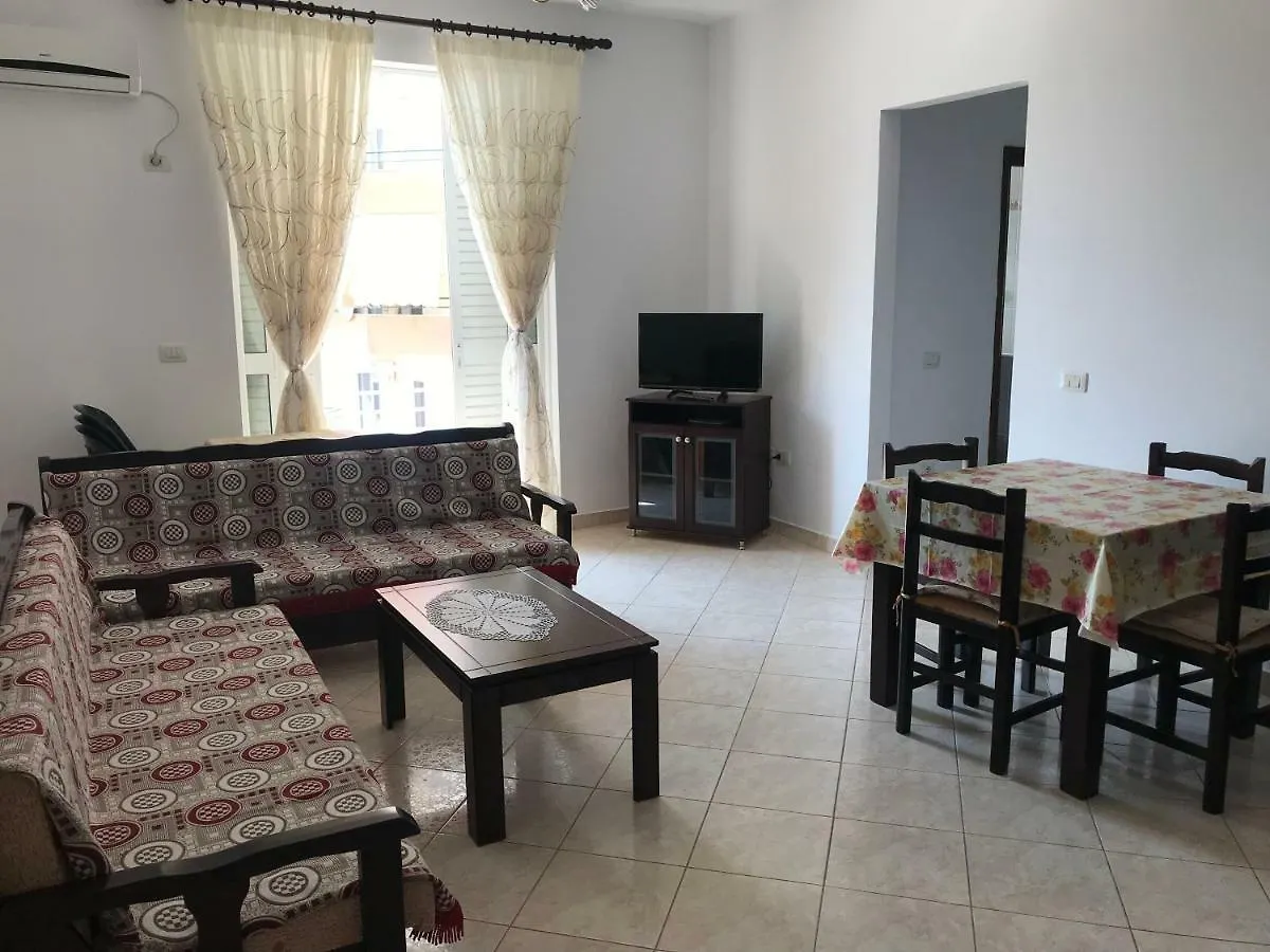Ernest Apartments Sarandë 0*,