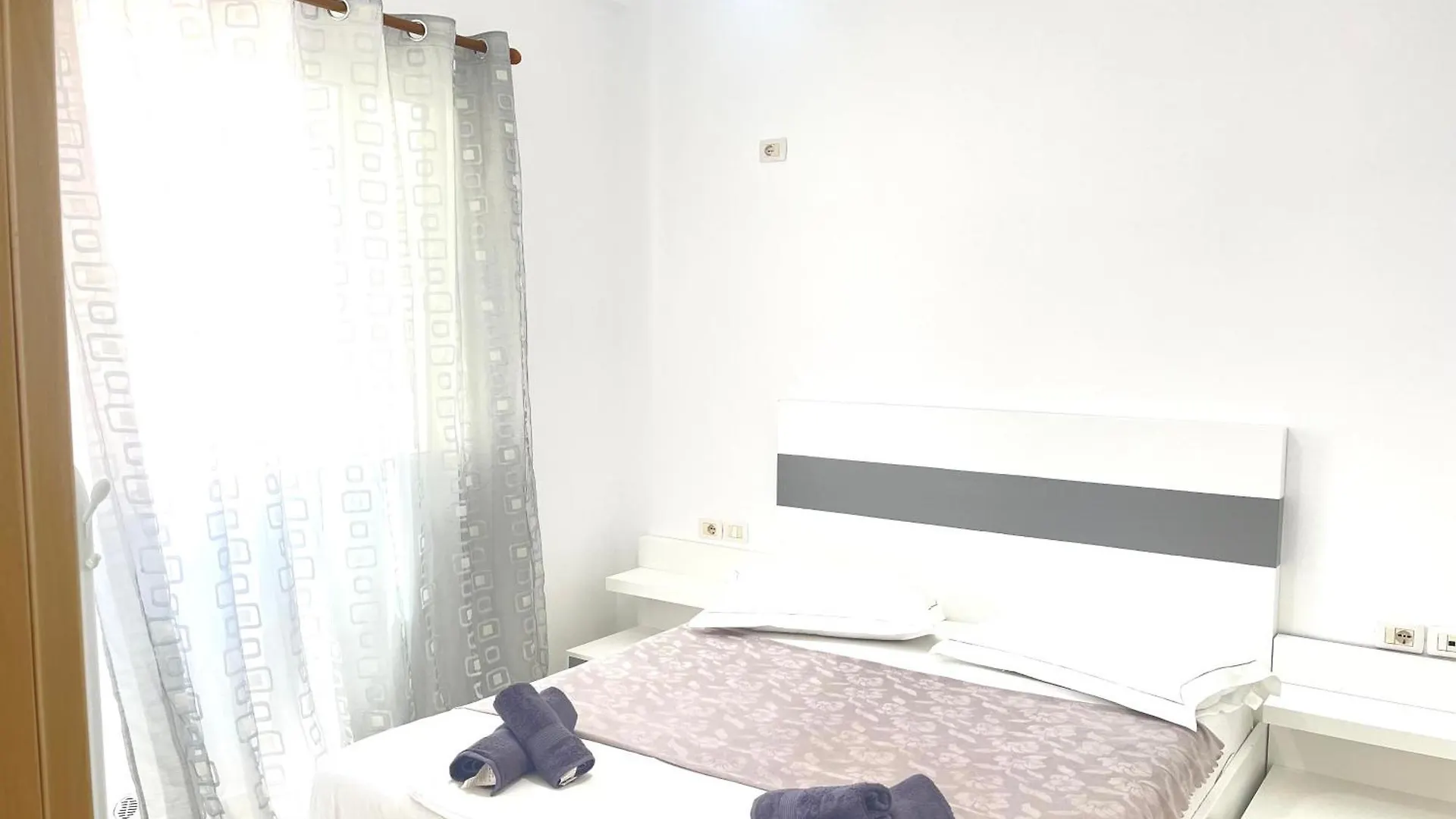 Ernest Apartments Sarande